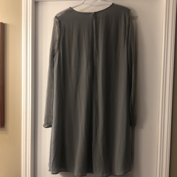 Drop waist Beauty.  Flattering and Comfy - Picture 2 of 8